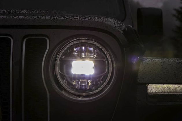 Jeep Wrangler Headlight Image