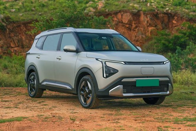 Kia Carens Clavis EV Exterior Image Image