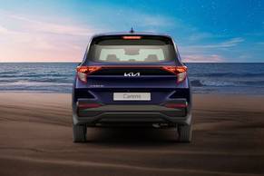 Kia Carens Rear view Image