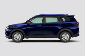 Kia Carens Side View (Left)  Image