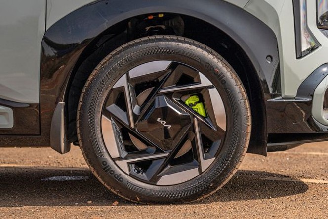 किया सेल्टोस व्हील image