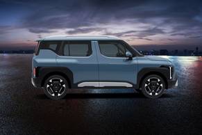 Kia Syros Side View (Right)  Image