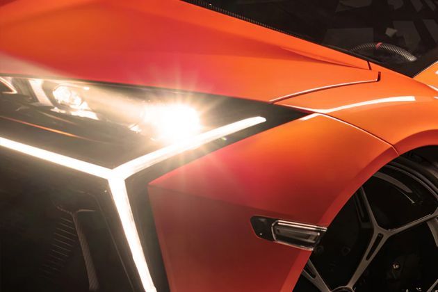 Lamborghini Revuelto Headlight Image