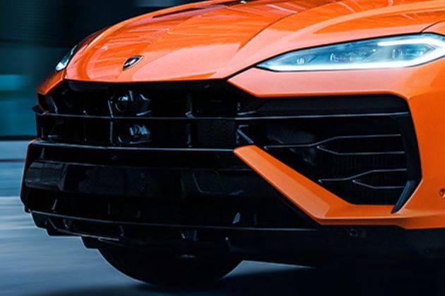 Lamborghini Urus Grille Image