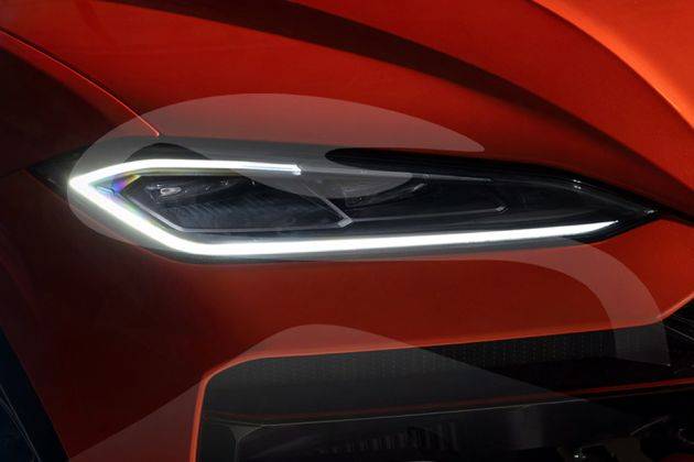 Lamborghini Urus Headlight Image