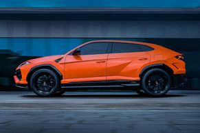 Lamborghini Urus Exterior Image