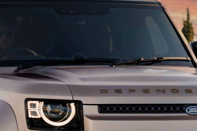 Land Rover Defender Front Wiper Image