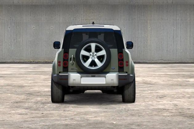 Land Rover Defender Rear view Image