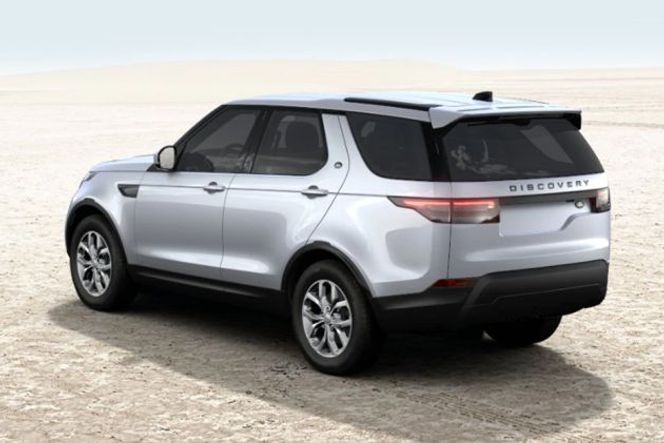 Land Rover Discovery 2017-2021 Rear Left View Image Land Rover Discovery 2017-2021 Rear Left View Image