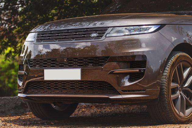 Land Rover Range Rover Sport Grille Image