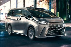 Lexus LM Exterior Image