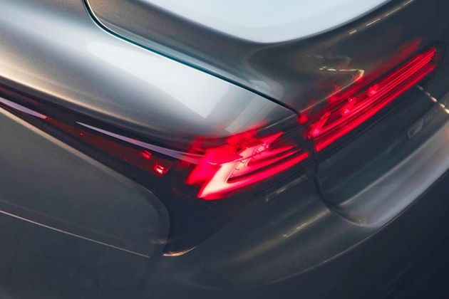 Lexus LS Taillight Image