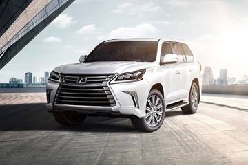 Lexus LX Front Left Side Image