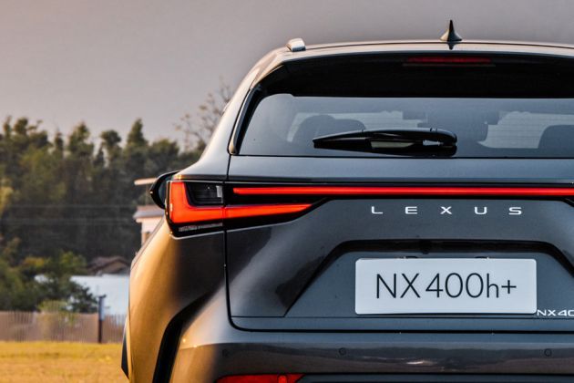 Lexus NX Taillight Image