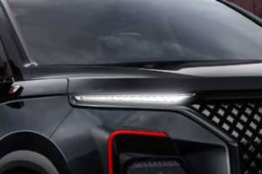 MG Hector Plus Headlight Image