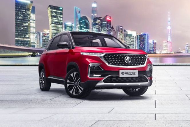 MG Hector 2021-2023 Front Left Side Image