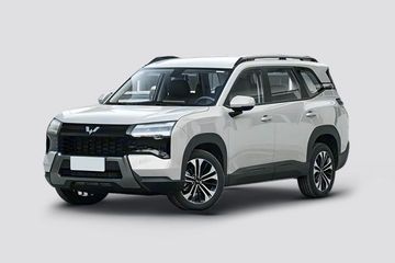 MG Hector Hawk Front Left Side Image