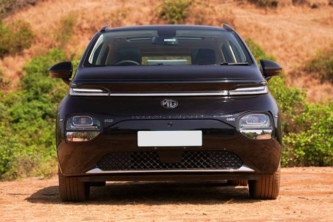 MG Windsor EV Front View Image