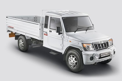 Mahindra Bolero Pik-Up Front Left Side Image