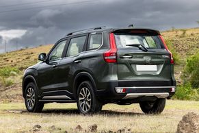 Mahindra Scorpio N Rear Left View Image