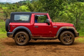 Mahindra Thar Front Right View Image