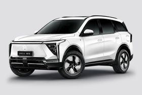 Mahindra XEV 9S Mahindra XEV 9S