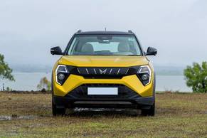 Mahindra XUV 3XO Front View Image