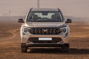 Mahindra XUV 7XO Front View Image