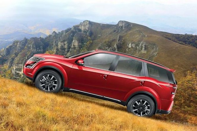 Mahindra XUV 500 Rear View