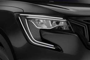 Mahindra XUV700 Headlight Image