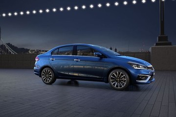 Maruti Ciaz S On Road Price Petrol Features Specs Images