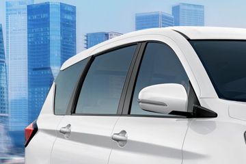 Maruti Suzuki Ertiga Tour Window Line Image