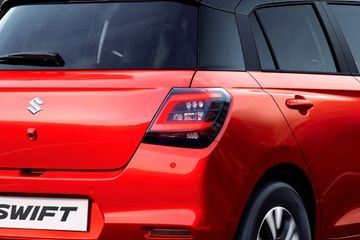 Maruti Swift LXi On Road Price (Petrol), Features & Specs, Images