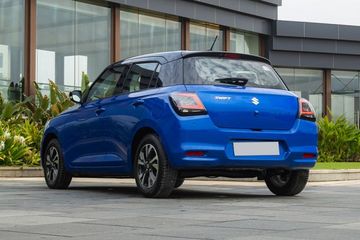 Maruti Suzuki Swift Rear Left View Image