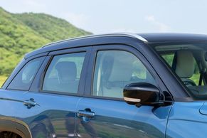 Maruti Suzuki Victoris Window Line Image
