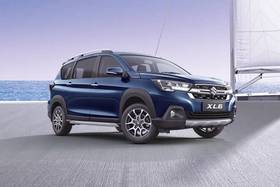 Maruti XL6 Grandeur Grey