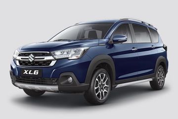 Maruti Suzuki XL6 Front Left Side Image