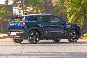 Maruti Suzuki e Vitara Rear Right Side Image