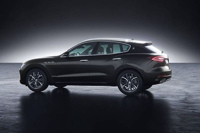 Maserati Levante Left Side View Maserati Levante Left Side View