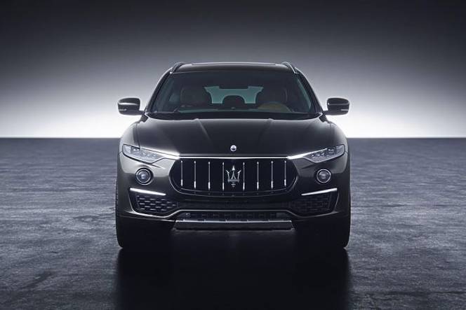 Maserati Levante Front View Image