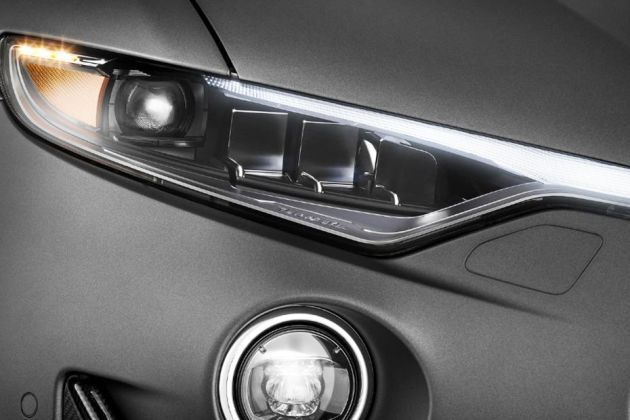 Maserati Levante Headlight Image
