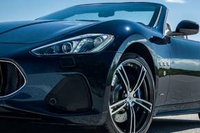 Maserati GranCabrio Headlight Image