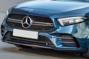Mercedes-Benz A-Class Limousine Grille Image