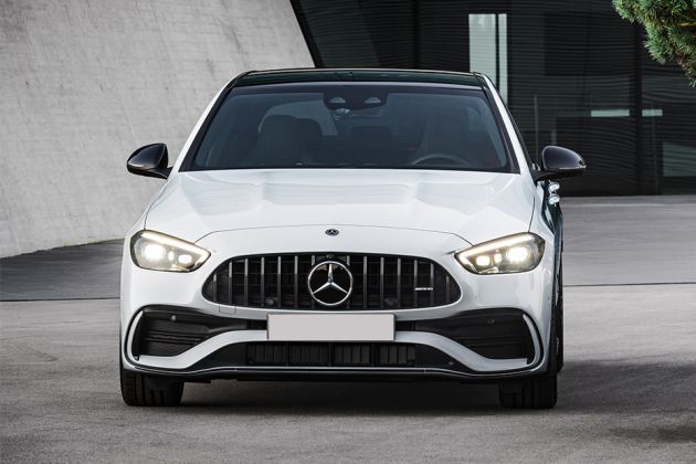 Mercedes-Benz AMG C43 Front View Image