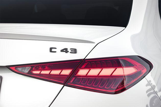 Mercedes-Benz AMG C43 Taillight Image