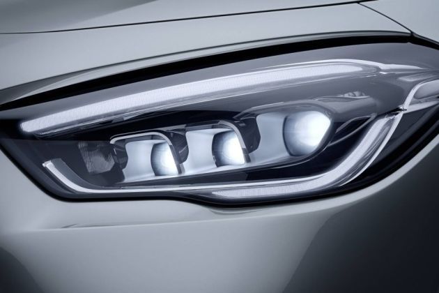 Mercedes-Benz AMG GLA 35 Headlight Image