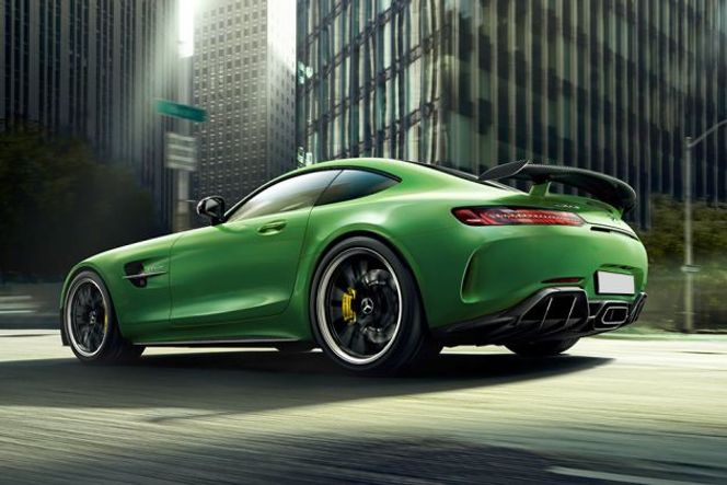 Mercedes-Benz AMG GT Rear Left View Image