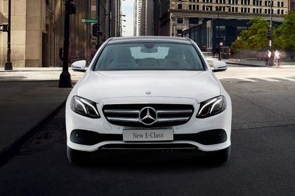 Mercedes-Benz E-Class 2017-2021 Front View Image Mercedes-Benz E-Class 2017-2021 Front View Image