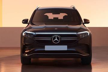 Mercedes-Benz EQB 2022-2024 Front View Image