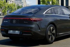 Mercedes-Benz EQS Taillight Image